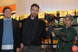 4 Feltrinelli - Capitano Ultimo -  Ambrogio Crespi e Raoul Bova-3